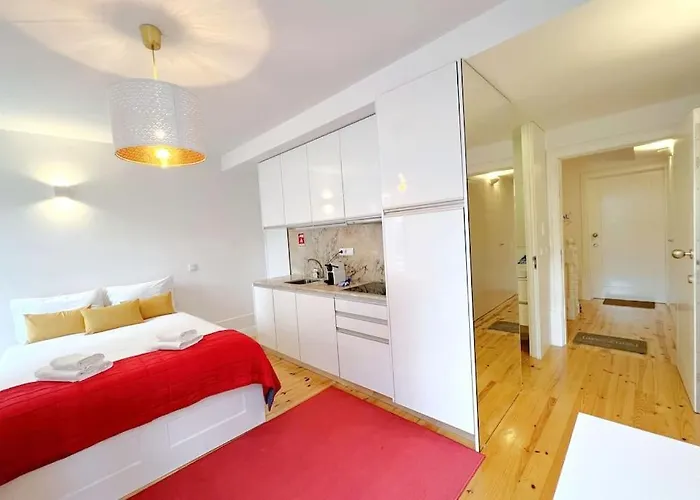 Caldeireiros Lovely By Hosts